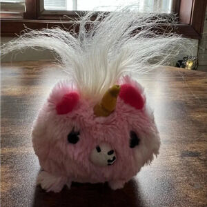 PIKMI POPS FLIPS | 2017 mini-unicorn plush toy.